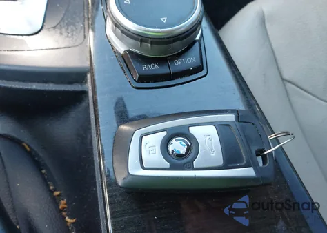 2015 BMW 328I Gran Turismo xDrive z USA, uszkodzony, nr VIN WBA3X5C52FD560758